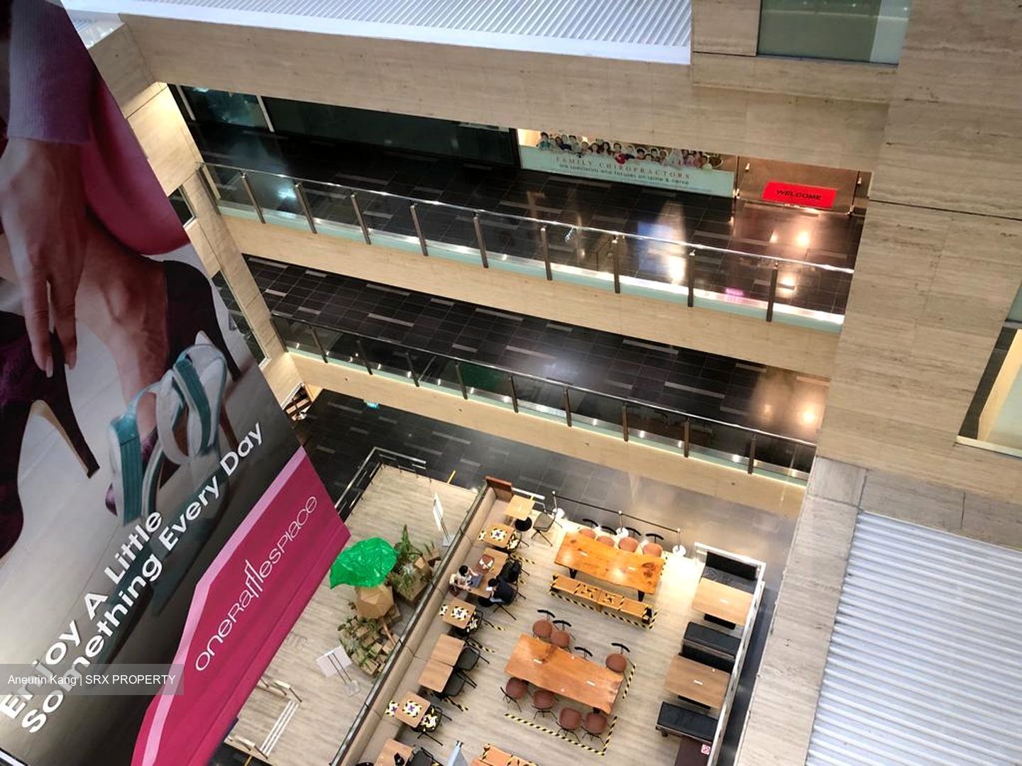 One Raffles Place (D1), Retail #577792081